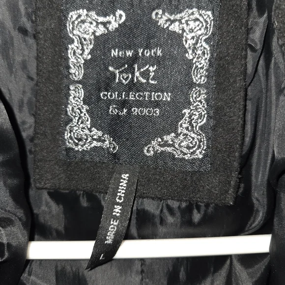 Black Cape Coat with Belted Waist - Picture 3 of 3